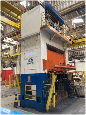 Prensa Excêntrica GUTMANN – 400 Toneladas – Mesa 2.800 x 1.600 mm - Imagem 2
