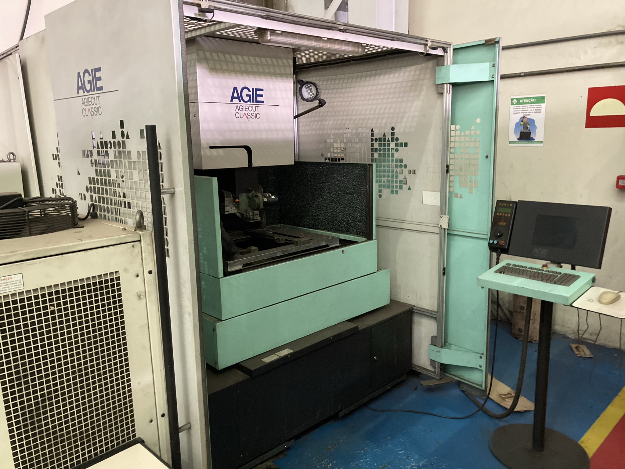 Eletroerosão a Fio AGIE Agiecut Classic 3 CNC 5 Eixos